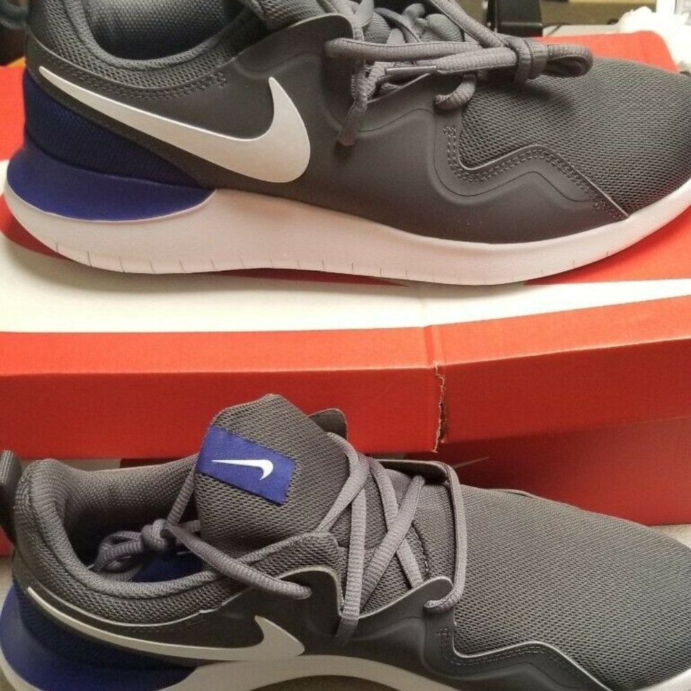 Nike Men's Tessen Running Shoe